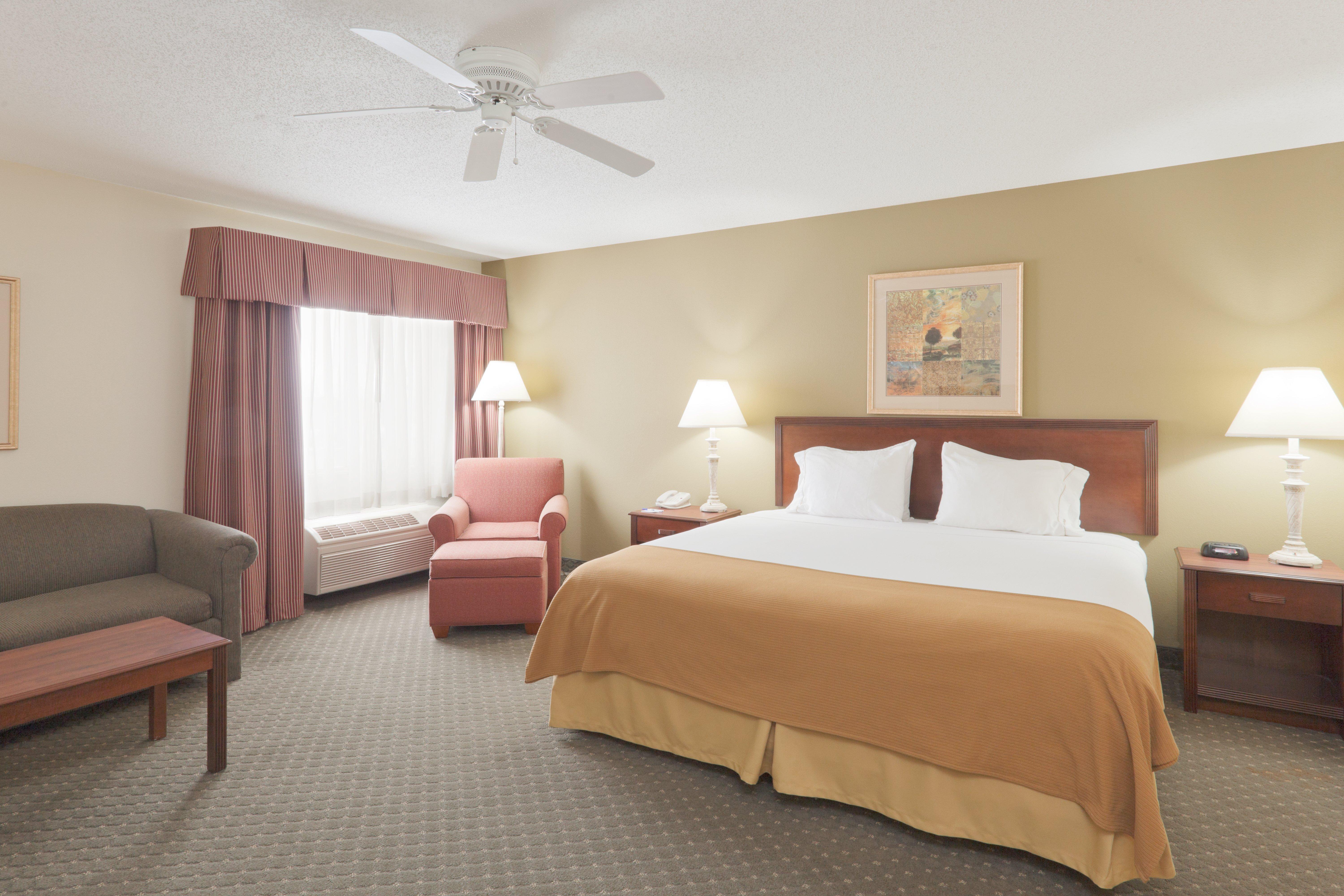 Holiday Inn Express Evansville - West, An Ihg Hotel Room photo